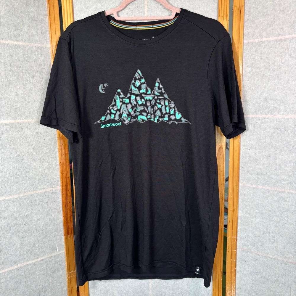 Smartwool Merino Sport 150 Tee Medium Black Mountain Graphic Short Sleeve Shirt